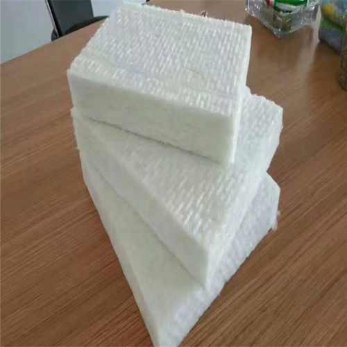 硅酸鋁與硅酸鋁針刺毯 工業(yè)生產(chǎn)中的關鍵材料及其銷售網(wǎng)絡
